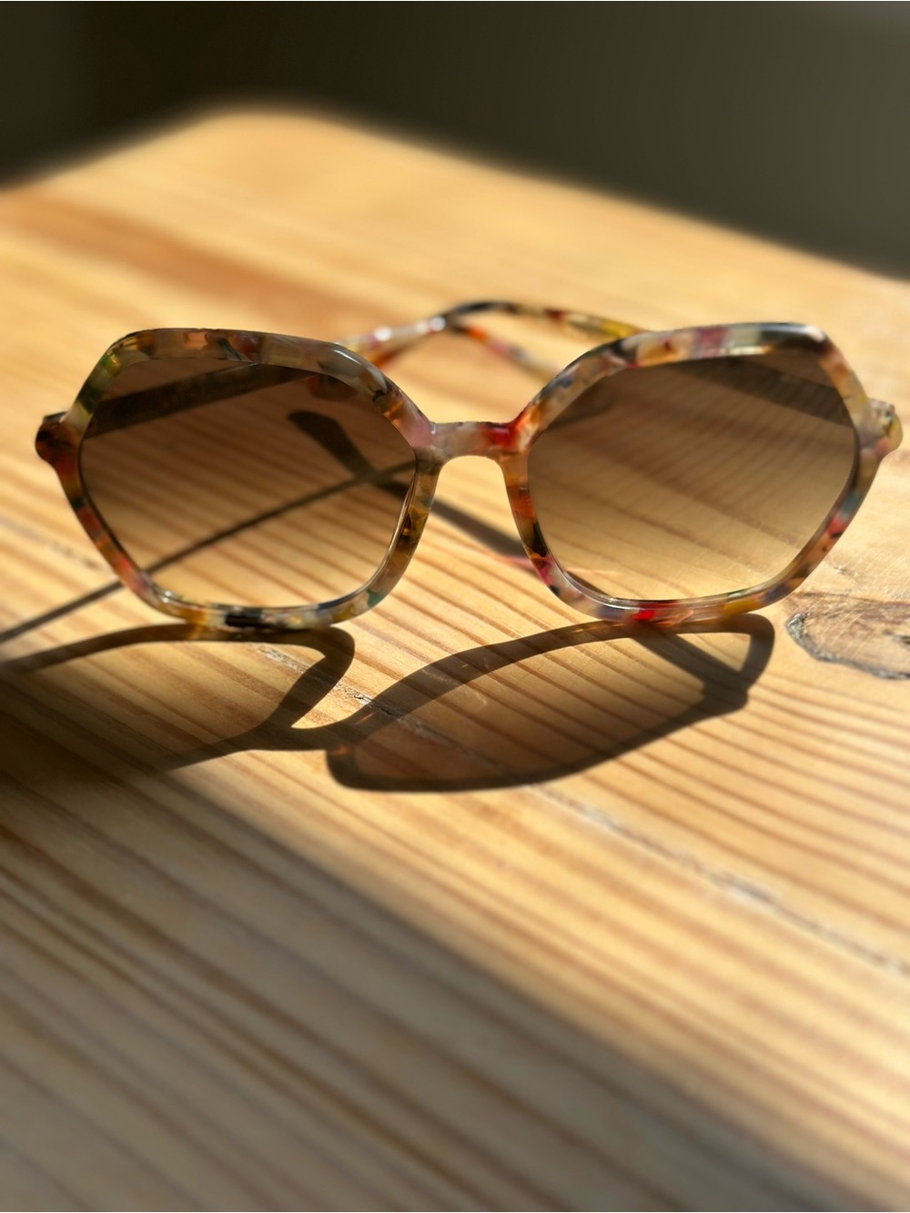 *Like New* KREWE JACKIE in GELATO with green gradient lens